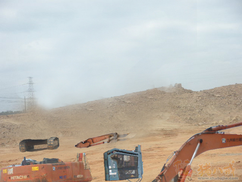 帮我做份图解,要把整个挖机的零件拆开做成图